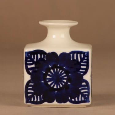 Arabia Köökki kynttilänjalka, käsinmaalattu, suunnittelija Gunvor Olin-Grönqvist, käsinmaalattu, signeerattu