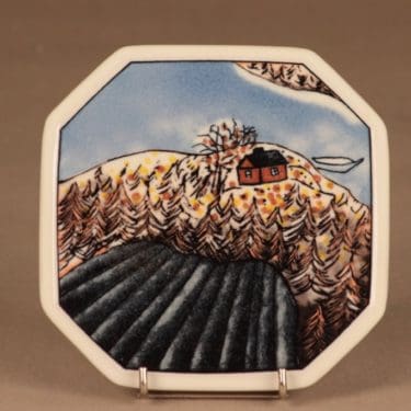 Arabia seinätaulu, Ruska, suunnittelija Heljä Liukko-Sundström, Ruska