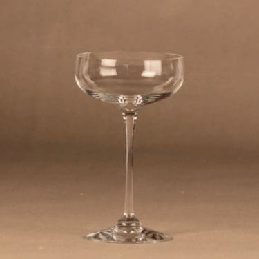 Nuutajärvi Aurora malja, jalallinen, suunnittelija Heikki Orvola, jalallinen