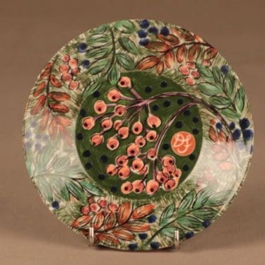 Arabia Hubertus lautanen, Pihlaja, suunnittelija Dorrit von Fieandt, Pihlaja, Pro Arte