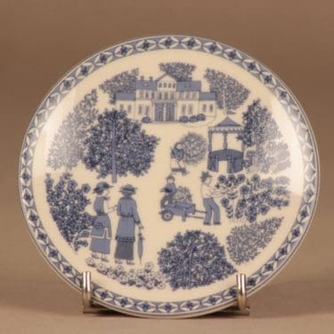 Arabia wall plate Summer designer Raija Uosikkinen