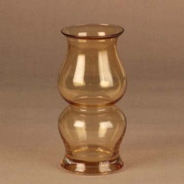 Riihimäen lasi Tuulikki maljakko, amber, suunnittelija Tamara Aladin,