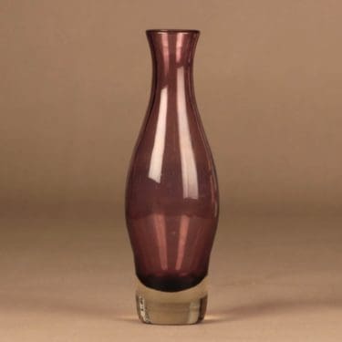 Riihimäen lasi Nimipäivä maljakko, signeerattu, suunnittelija Aimo Okkolin, signeerattu