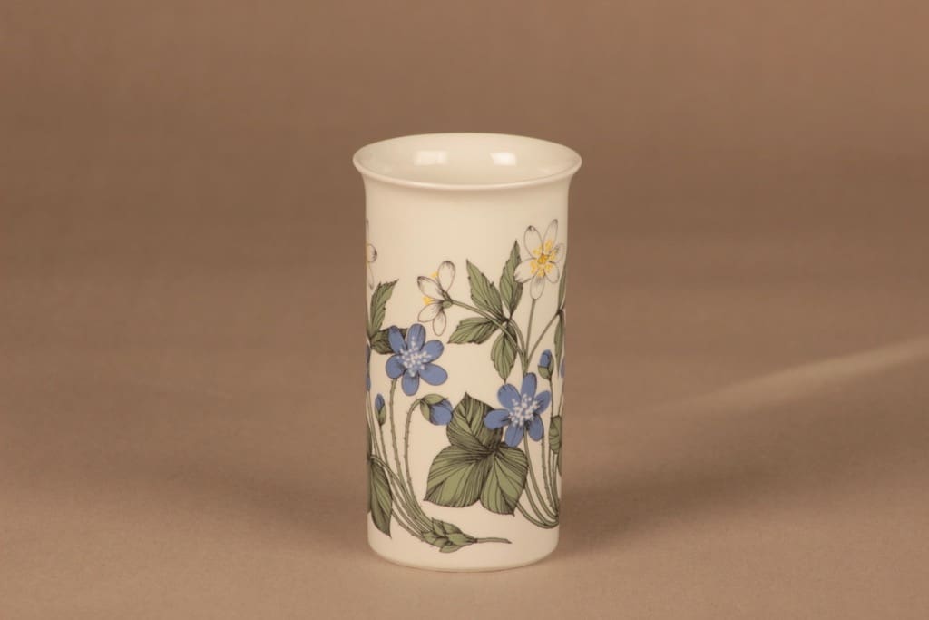Arabia Botanica vase blue- and white Anemone designer Esteri Tomula