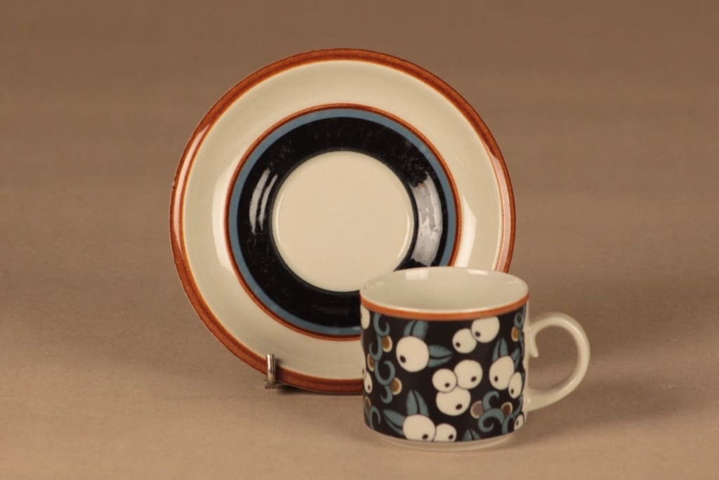 Arabia Taika coffee cup and plates(2) designer Inkeri Seppälä 3