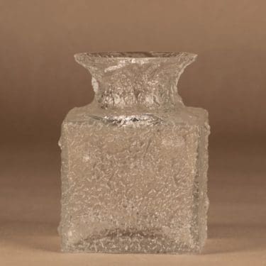 Nuutajärvi Crocus vase, signed designer Timo Sarpaneva