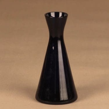 Nuutajärvi 1541 annoskarahvi/maljakko, violetti, suunnittelija Kaj Franck,