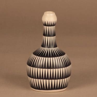 Kupittaan Savi maljakko, käsinmaalattu, suunnittelija Linnea Lehtonen, käsinmaalattu, signeerattu