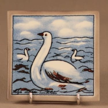 Arabia HLS seinälaatta, Joutsen, suunnittelija Heljä Liukko-Sundström, Joutsen, joutsen