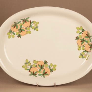 Arabia Eden tarjoiluvati, suunnittelija Raija Uosikkinen