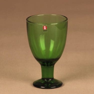 Iittala Verna viinilasi, 22 cl, suunnittelija Kerttu Nurminen, 22 cl