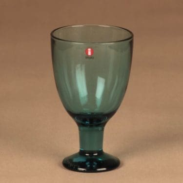 Iittala Verna viinilasi, 22 cl, suunnittelija Kerttu Nurminen, 22 cl