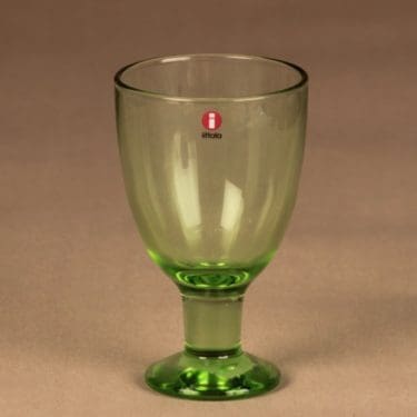 Iittala Verna viinilasi, 22 cl, suunnittelija Kerttu Nurminen, 22 cl