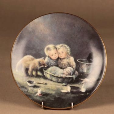 Arabia Sadun totuus seinälautanen, monivärinen, suunnittelija Sussi Anna Åberg,