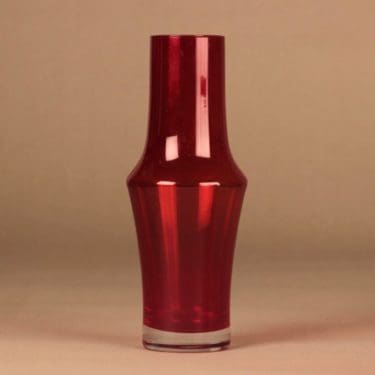 Riihimäen lasi 1376 maljakko, punainen, suunnittelija ,