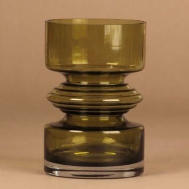 Riihimäen lasi Tiimalasi maljakko, sammaleenvihreä, suunnittelija Nanny Still,