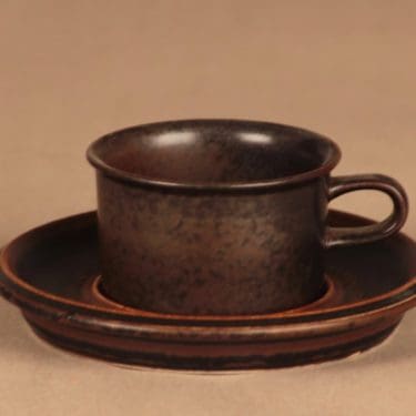 Arabia Ruska mokkakuppi, ruskea, suunnittelija Ulla Procope,