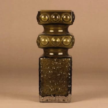 Riihimäen lasi Kehrä maljakko, vihreä, suunnittelija Tamara Aladin,