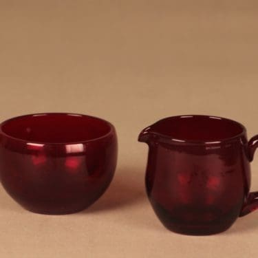 Nuutajärvi sokerikko ja kermakko, rubiininpunainen, suunnittelija ,