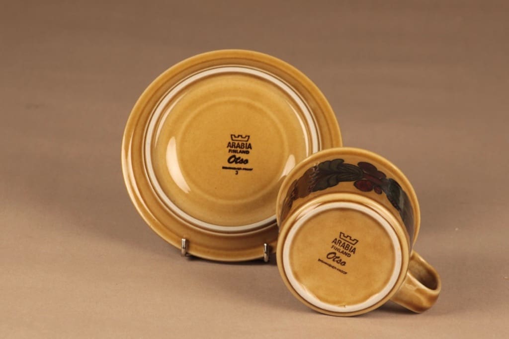 Arabia Otso kaakaokuppi, ruskea, suunnittelija Raija Uosikkinen, kuva 3