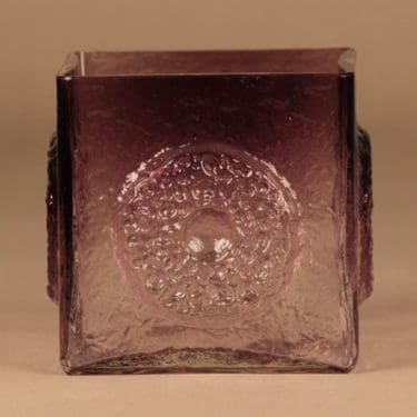 Kumela Lähde maljakko, signeerattu, suunnittelija Kaj Blomqvist, signeerattu, signeerattu