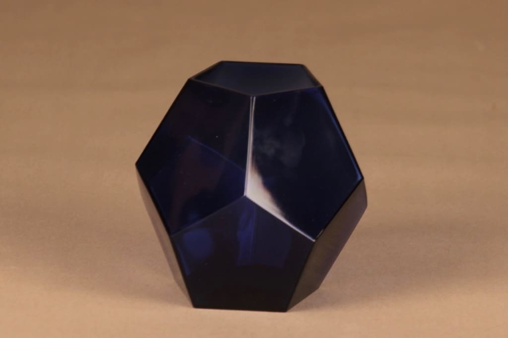 Nuutajärvi OT1461 maljakko, tumma lila, suunnittelija Oiva Toikka,