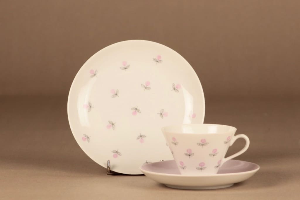 Arabia Monica coffee cup and plates(2), hand-painted designer Esteri Tomula