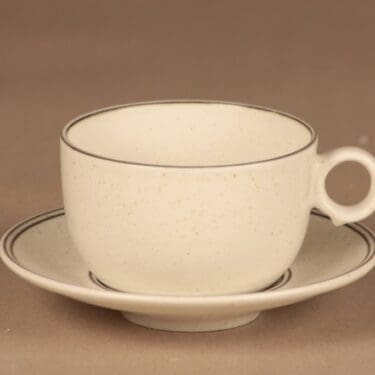 Arabia Birka teekuppi, suunnittelija Stig Lindberg,