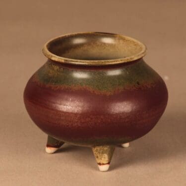 Arabia BH7 ruukku, signeerattu, suunnittelija Brita Heilimo, signeerattu