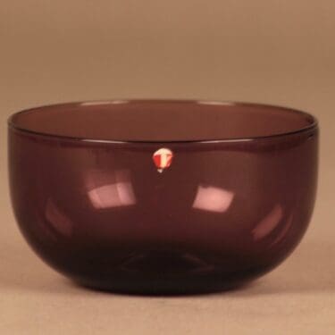 Iittala 2306 annoskulho, lila, suunnittelija Timo Sarpaneva,