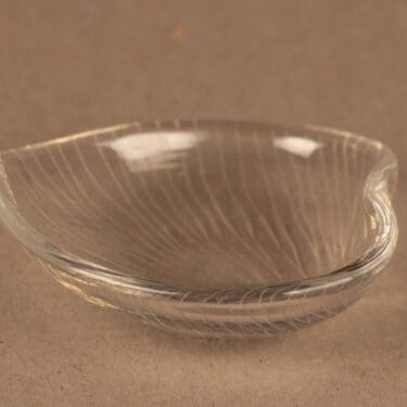 Iittala Lehti taide-esine, viivahiottu, suunnittelija Tapio Wirkkala, viivahiottu