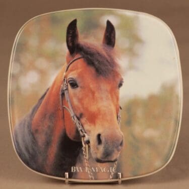 Arabia Suomen Hippos Vuosilautanen 2000, Ori BWT Magic, suunnittelija , Ori BWT Magic, hevosaihe, tilaustyö, numeroitu