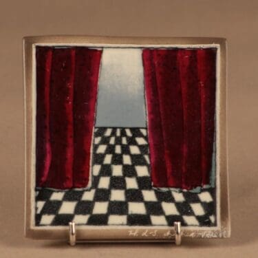 Arabia HLS seinätaulu Teatterinäyttämö suunnittelija Heljä Liukko-Sundström