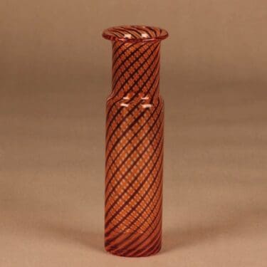 Nuutajärvi Palazzo taidelasi suunnittelija Kerttu Nurminen