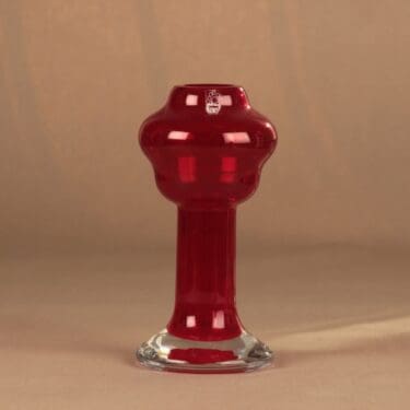 Riihimäen lasi Puisto maljakko, punainen, suunnittelija Ulla-Maija Wikman,