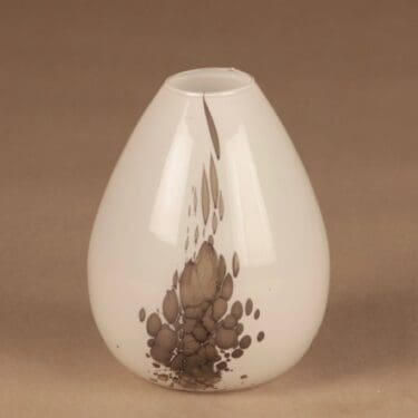 Nuutajärvi Fortuna maljakko, valkoinen, harmaa, suunnittelija Björn Weckström,