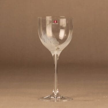 Iittala Nana punaviinilasi, kirkas, valkoinen, suunnittelija Mikko Karppanen,