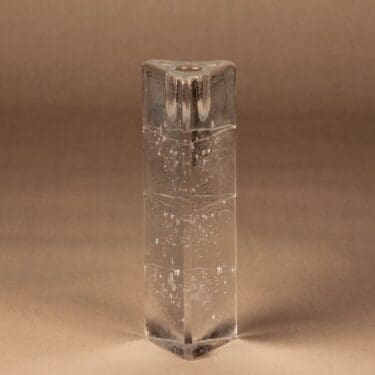 Iittala Arkipelago kynttilänjalka, kolmio, suunnittelija Timo Sarpaneva, kolmio, massiivinen, kolmio