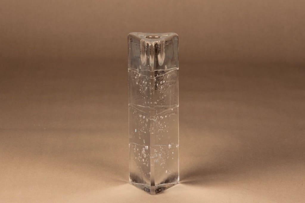 Iittala Arkipelago kynttilänjalka, kolmio, suunnittelija Timo Sarpaneva, kolmio, massiivinen, kolmio