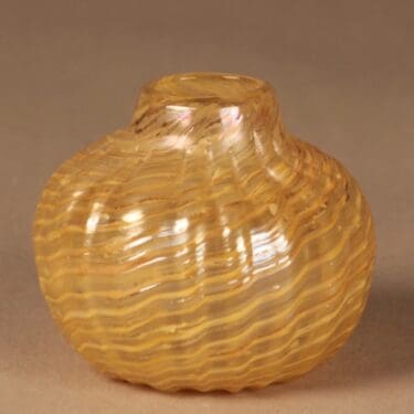 Nuutajärvi taide-esine, uniikki, suunnittelija Heikki Orvola, uniikki, signeerattu