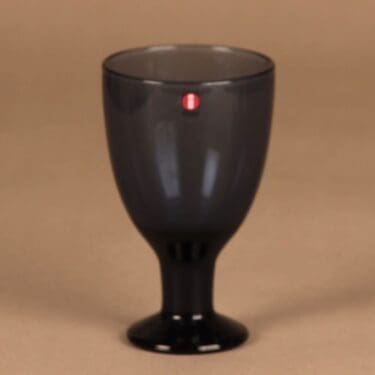 Iittala Verna viinilasi, 22 cl, suunnittelija Kerttu Nurminen, 22 cl