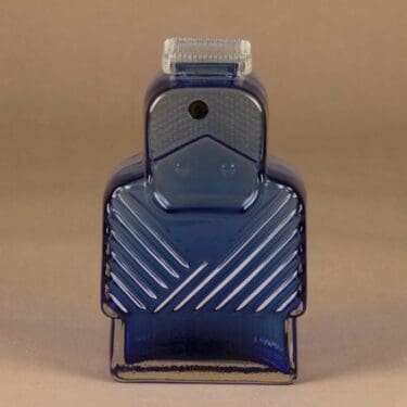 Riihimäen lasi 1762 karahvi, Iso-Äiti, suunnittelija Helena Tynell, Iso-Äiti