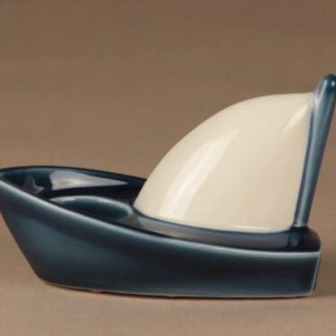 Arabia HLS tuikkuvene, sininen, valkoinen, suunnittelija Heljä Liukko-Sundström,