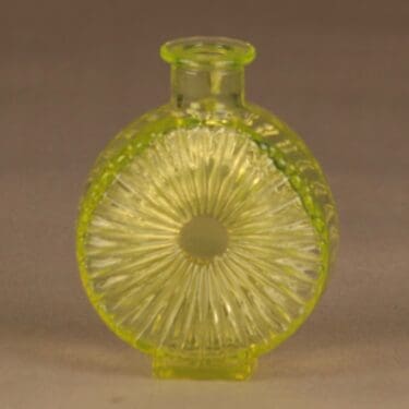 Riihimäen lasi Aurinkopullo decorative bottle, size ¼ designer Helena Tynell