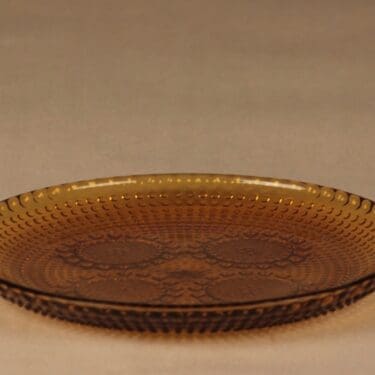 Riihimäen lasi Grapponia lautanen, 22 cm, suunnittelija Nanny Still, 22 cm