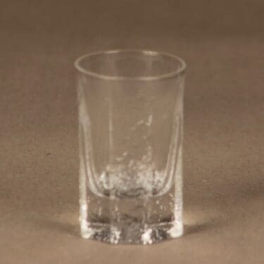 Arabia Suvi kukkaruukku, valkoinen, suunnittelija Gunvor Olin-Grönqvist,