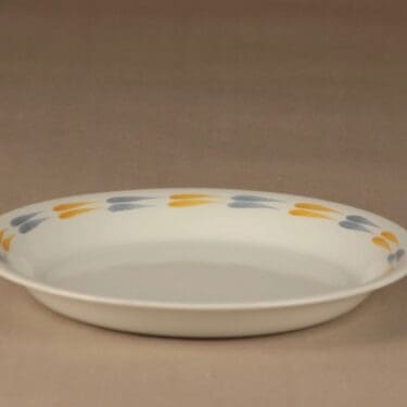 Arabia Tipla plate, hand-painted designer Raija Uosikkinen