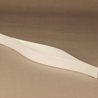 Arabia Kayak tarjoiluastia, valkoinen, suunnittelija Markku Salo,