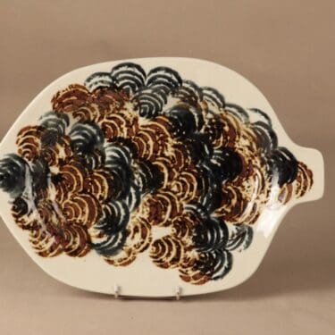 Arabia GOG lautanen, Kala, suunnittelija Gunvor Olin-Grönqvist, Kala