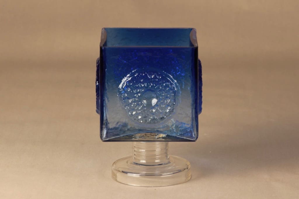 Kumela Lähde maljakko, sininen, kirkas, suunnittelija Kaj Blomqvist,